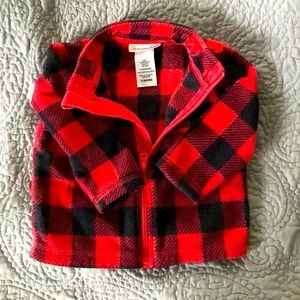 ⭐️6-12 month Buffalo plaid fleece💫